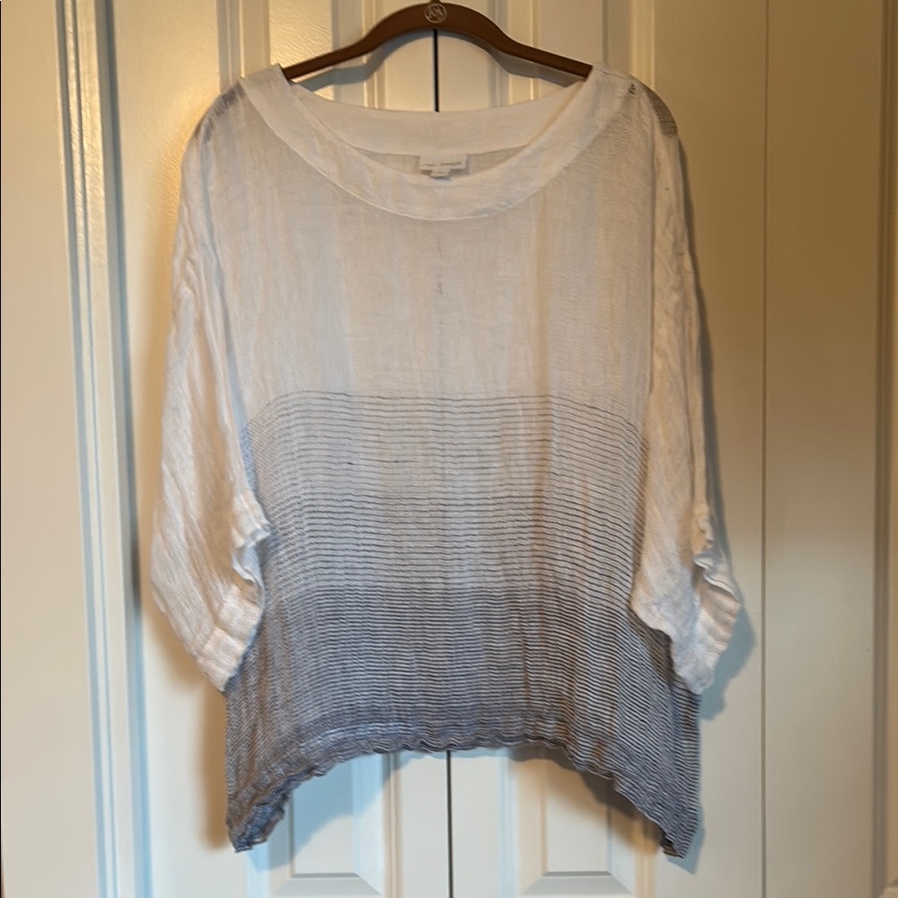 Chic White and Blue Blouse with Elegant Design